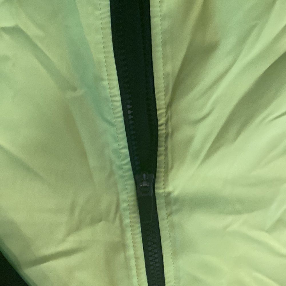 DSG zippered running jacket - Picture 3 of 4